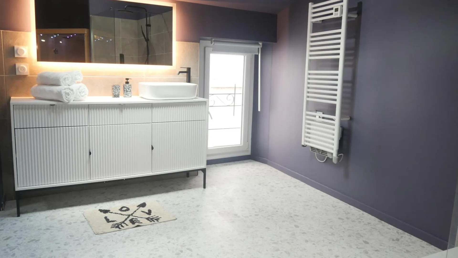 Bisous Bisous - Romantique Room Riom